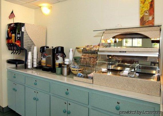 Quality Inn Chipley I-10 At Exit 120 Ресторант снимка