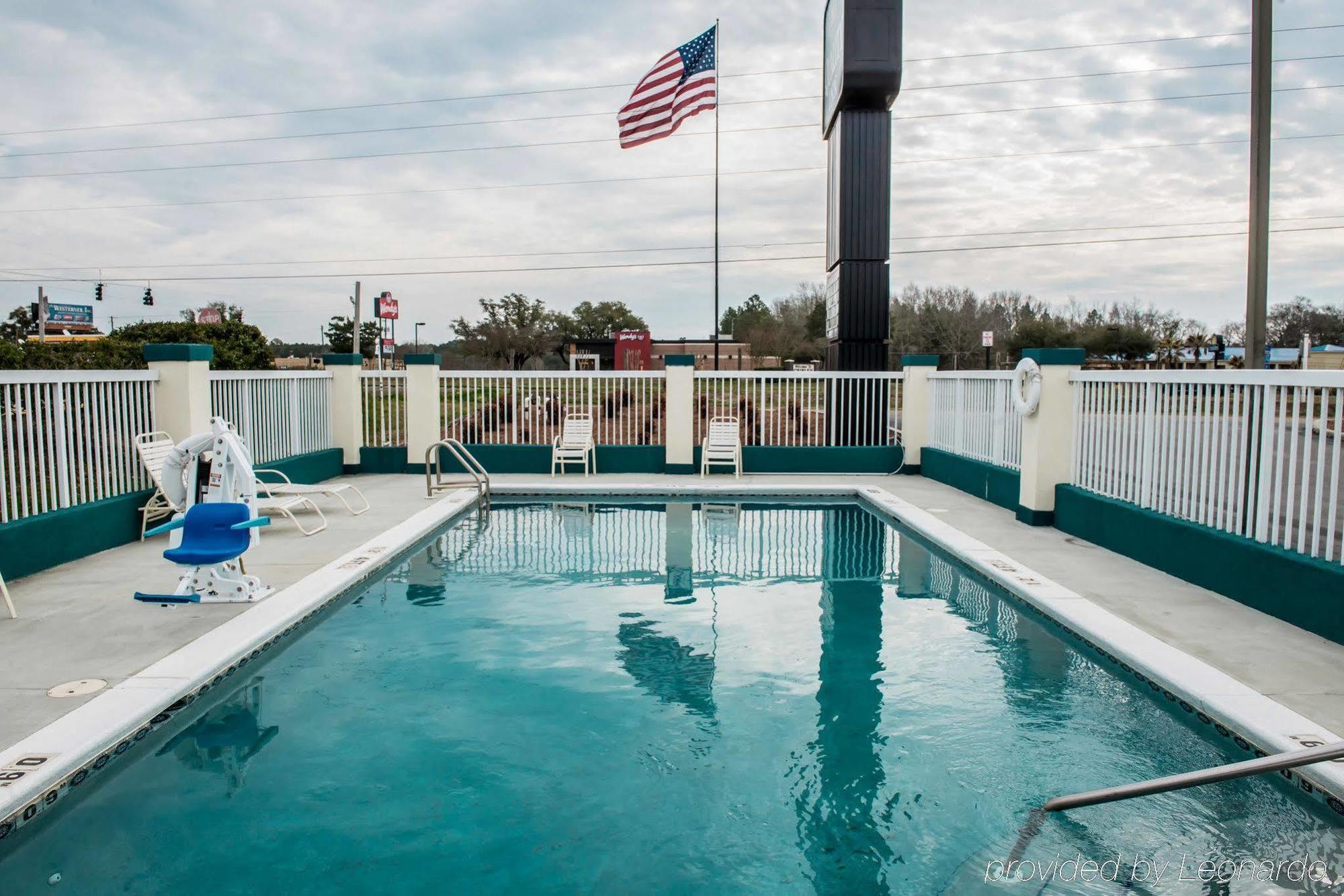 Quality Inn Chipley I-10 At Exit 120 Екстериор снимка