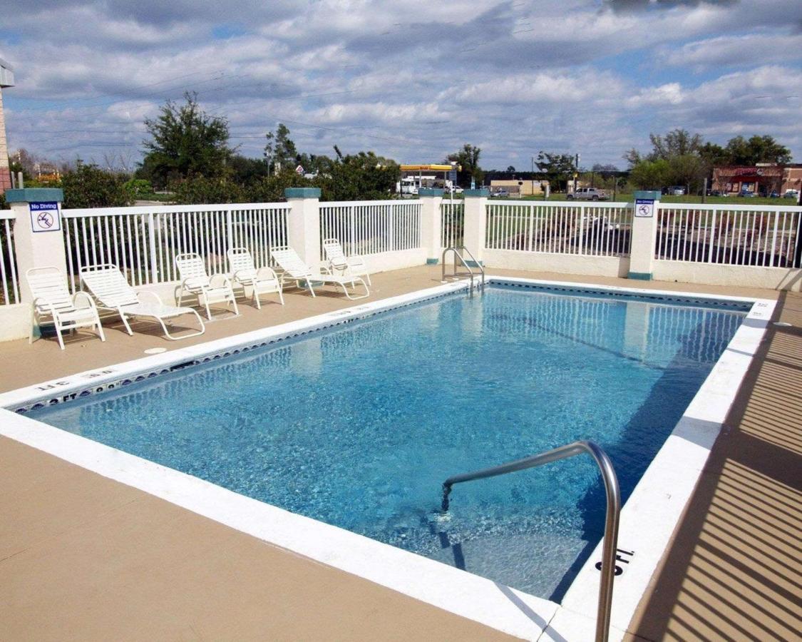 Quality Inn Chipley I-10 At Exit 120 Екстериор снимка